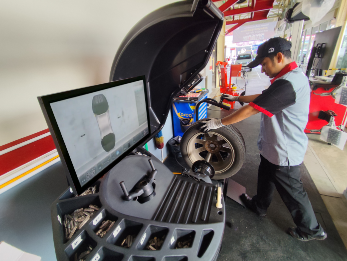 Bridgestone Indonesia meresmikan pembukaan TOMO (Toko Model) 3S Tire Center & BTTC (Bridgestone Truck Tire Center) – Cianjur, Jawa Barat,