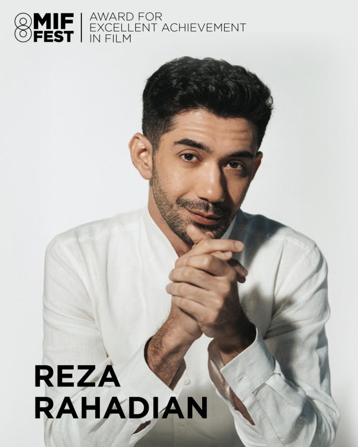 Reza Rahadian mendapat penghargaan Excellent Achievement In Film dari Malaysia International Film Festival (MIFFest) 2025.